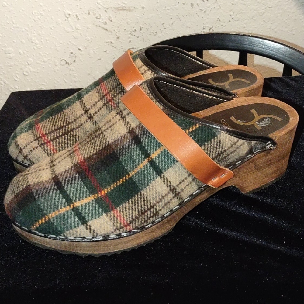 Cape Clog Plaid & Leather Shoes